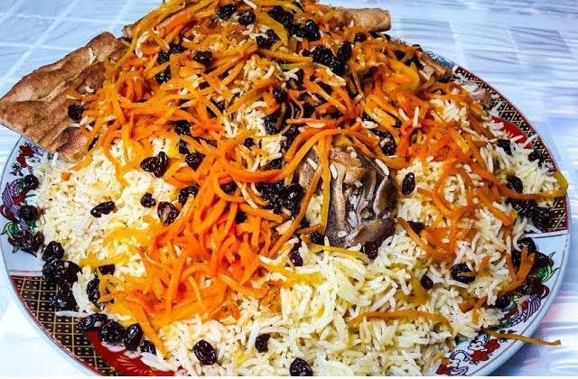 Qabuli Palaw mit Fleisch