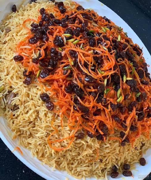 Grosse afghanische Reisplatte für Festtafeln und Catering